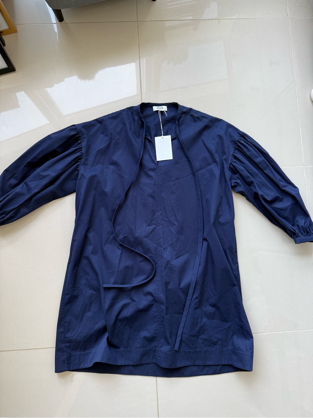 NWT COS Navy Tie-Neck Balloon Sleeve Dress - Picture 5 of 7